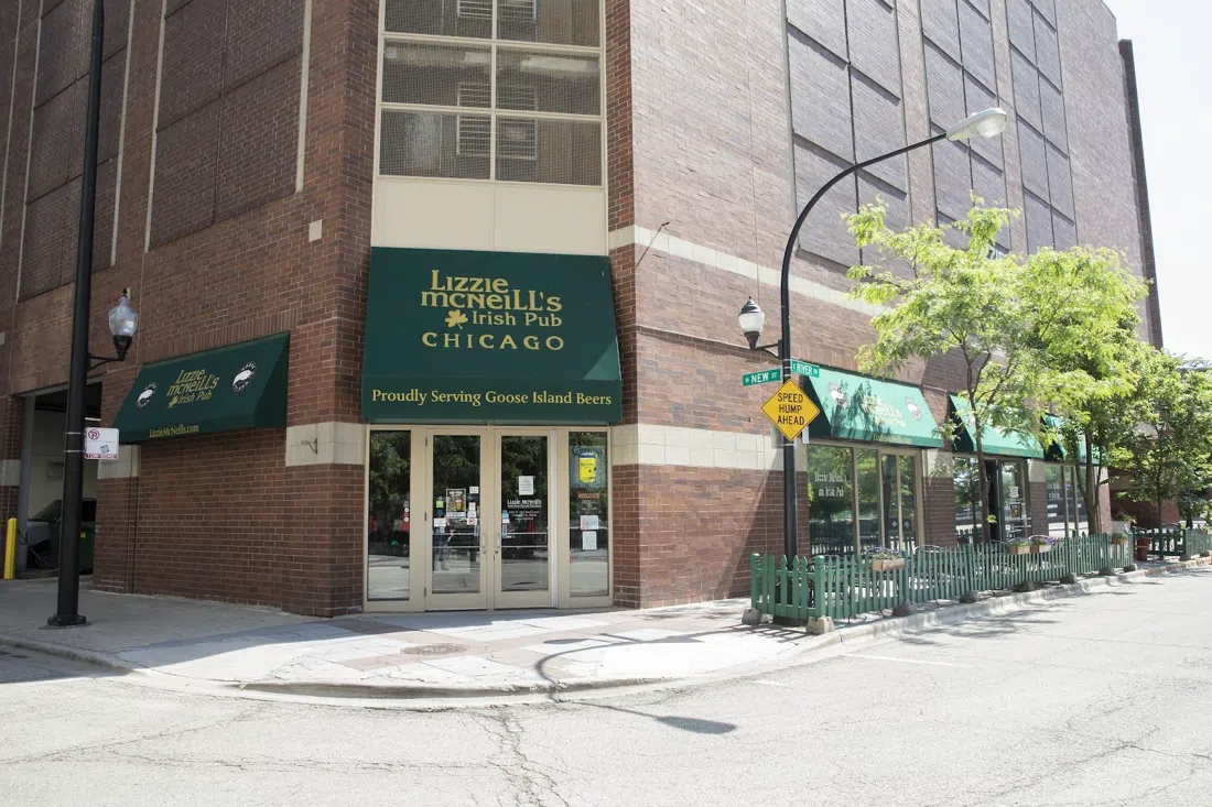 Lizzie McNeill's Irish Pub, Chicago