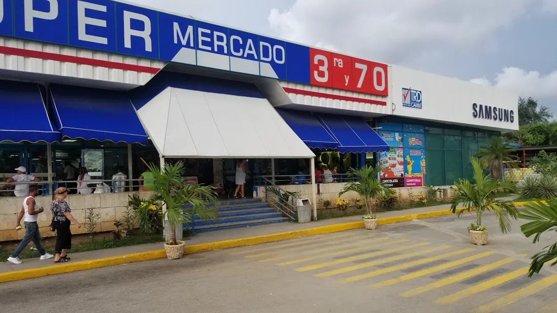 Supermercado 3ra y 70, Havana