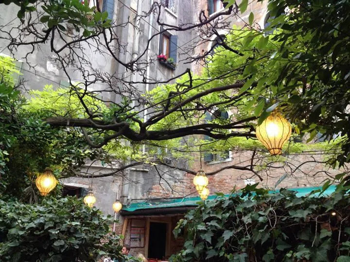Al Nono Risorto, Venice
