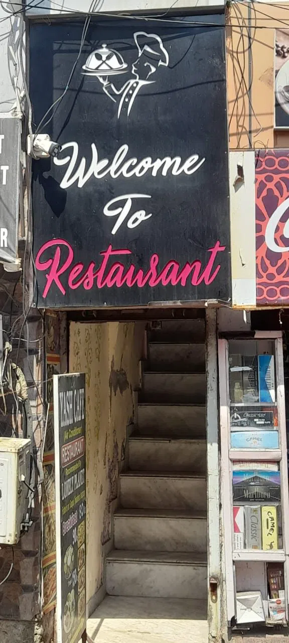 Yash Cafe, Agra