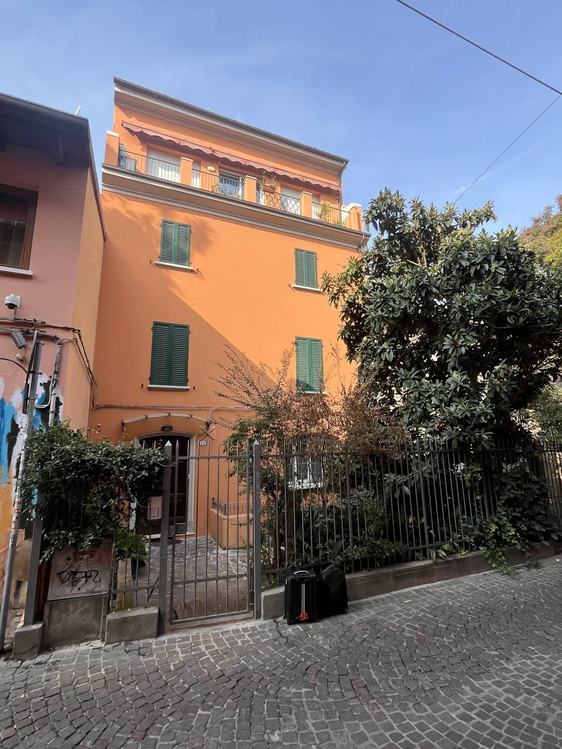 Via Capo di Lucca canal view (corner of Via Alessandrini), Bologna