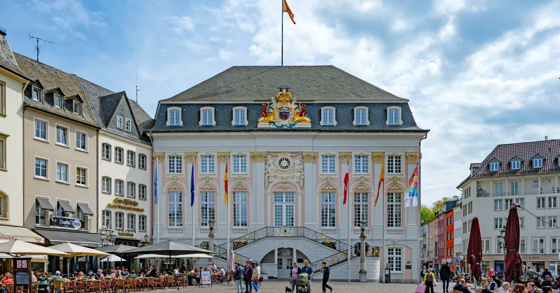 Bonner Wochenmarkt & Altes Rathaus, Bonn