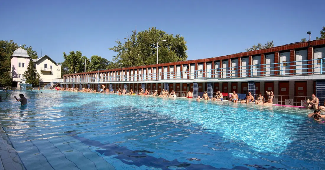 Csillaghegyi Árpád Bath, Budapest