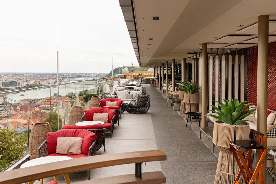 White Raven Skybar & Lounge, Budapest
