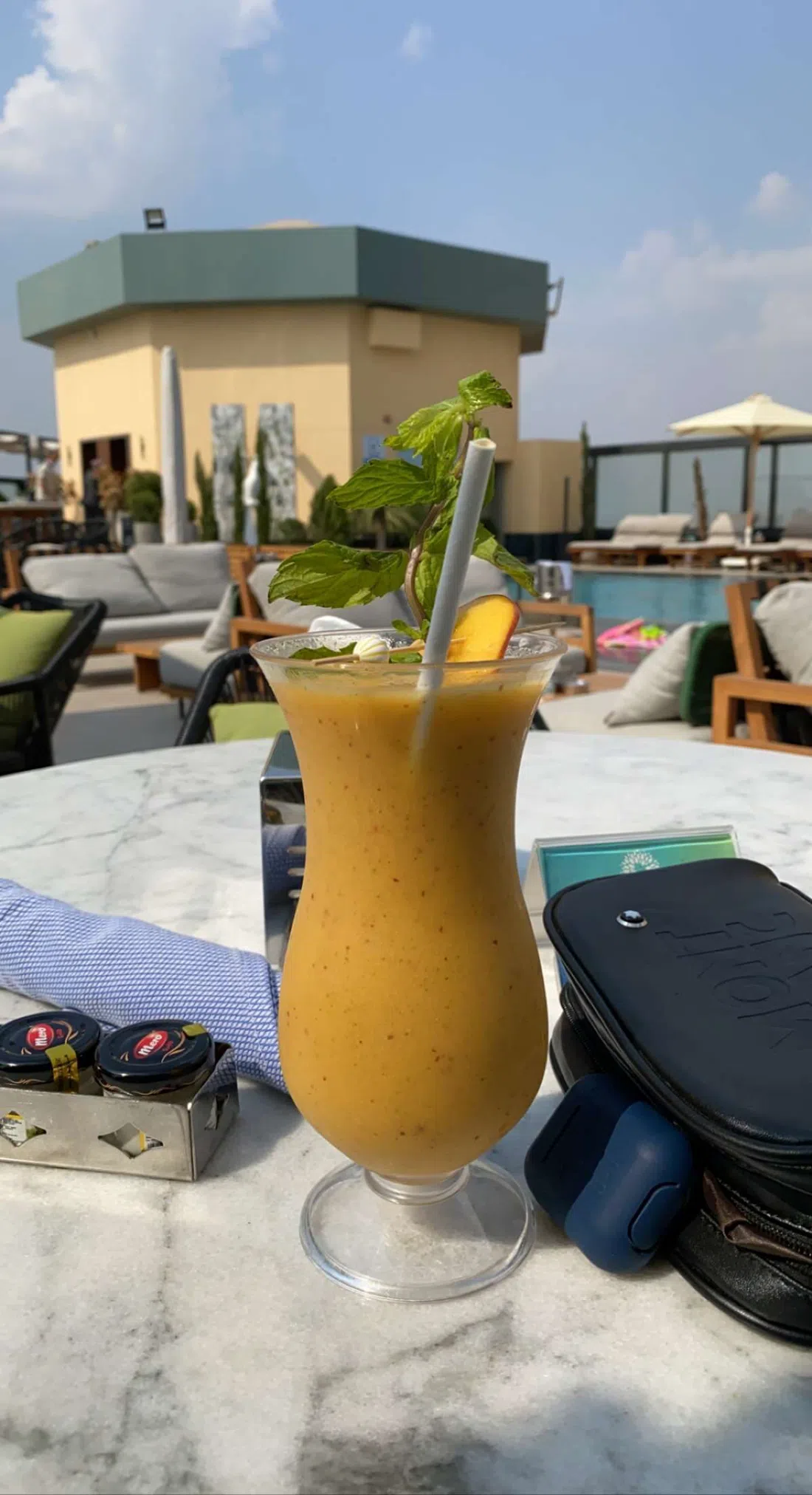 Sky Pool & Lounge, Fairmont Nile City, Cairo