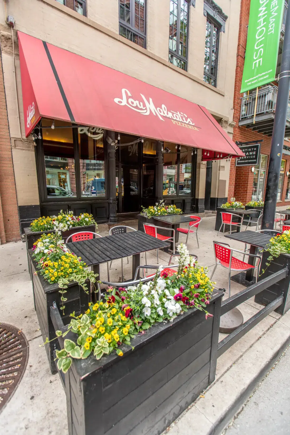 Lou Malnati's Pizzeria — River North, Chicago