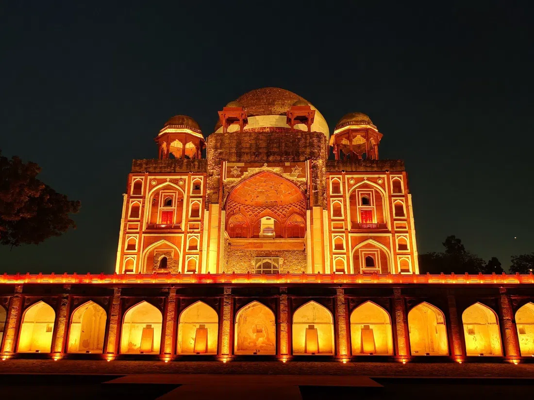 Tomb of Abdul Rahim Khan-i-Khanan, Delhi