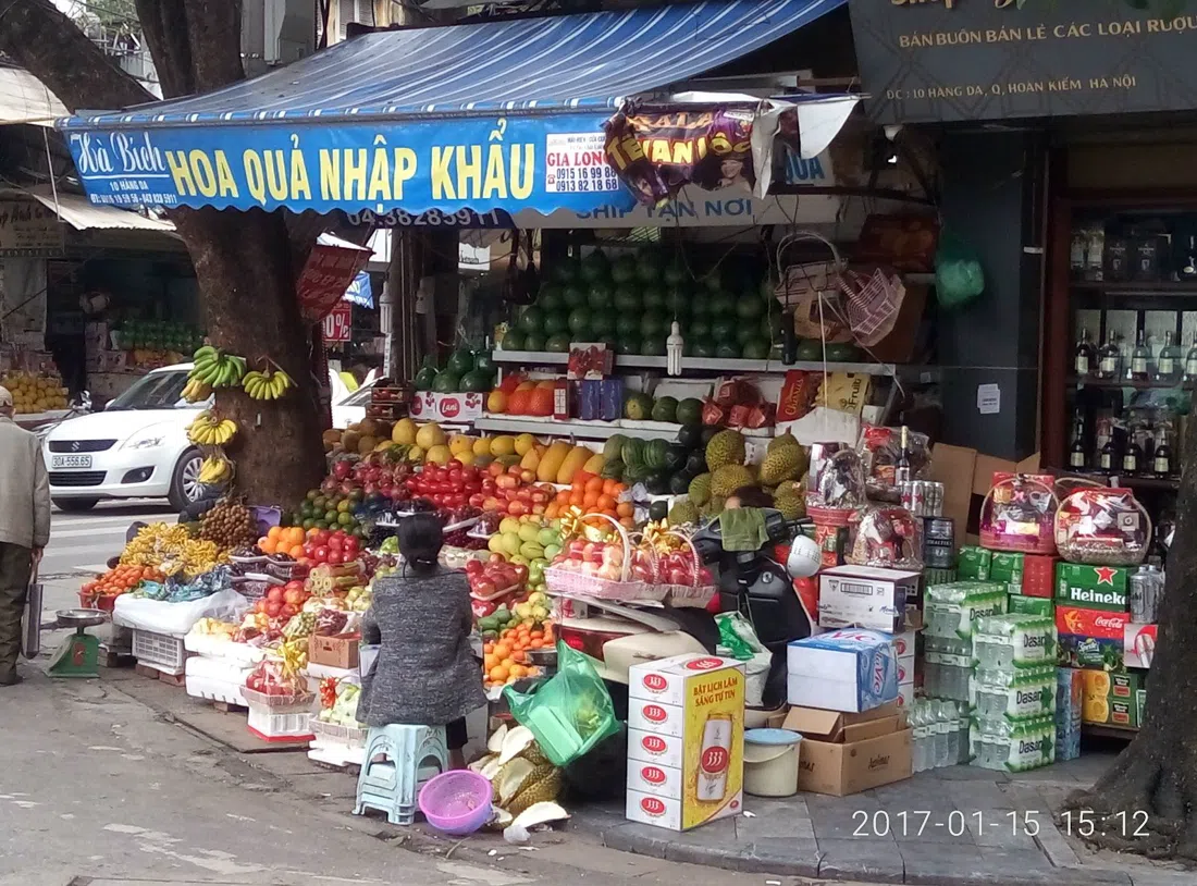 Hang Be Market, Hanoi