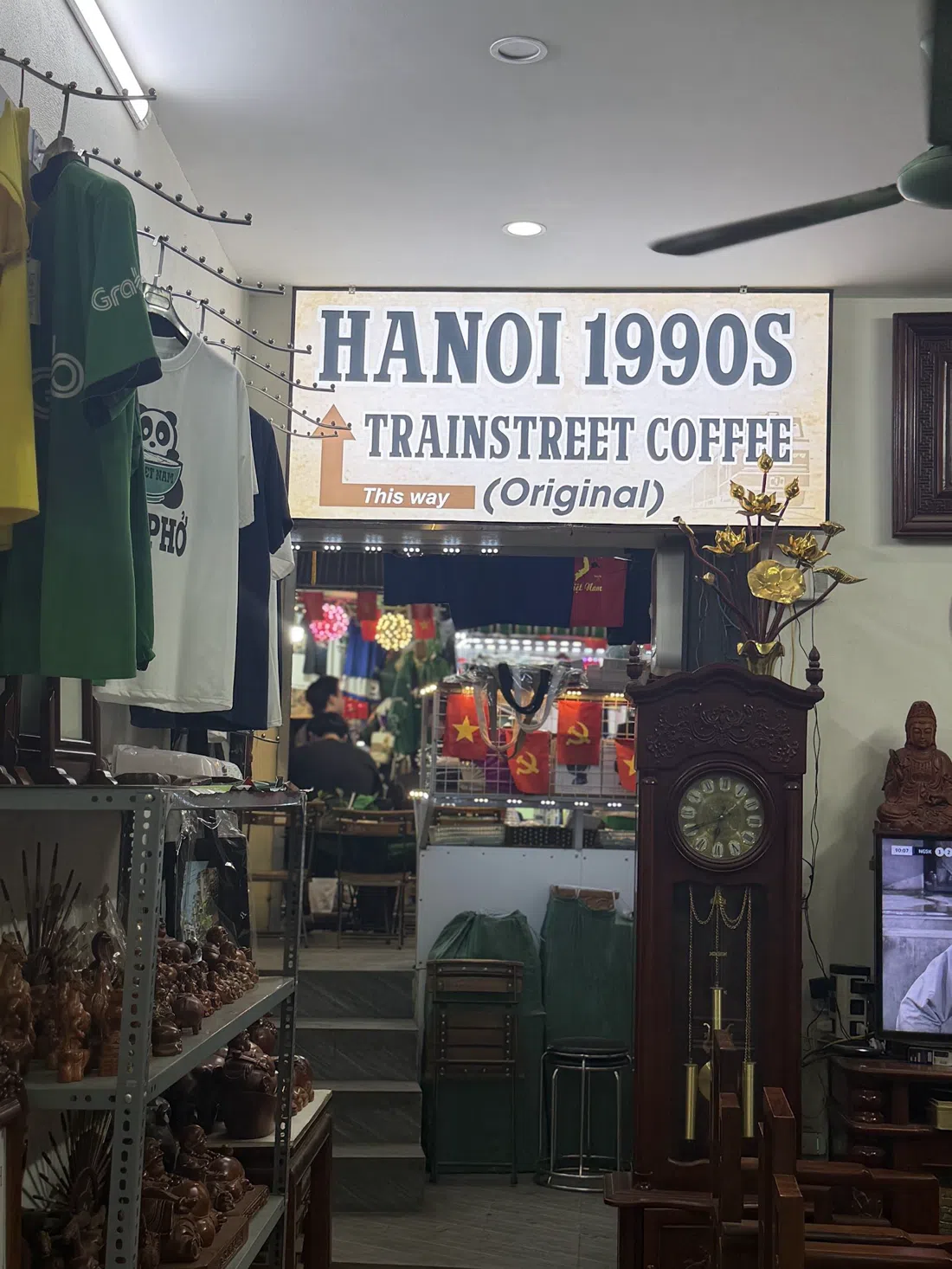 Hanoi 1990s (TrainStreet Coffee), Hanoi