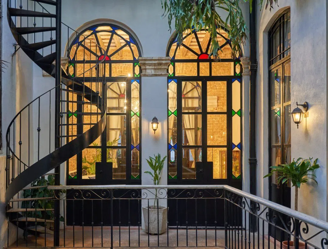 Elvira, Mi Amor, Havana