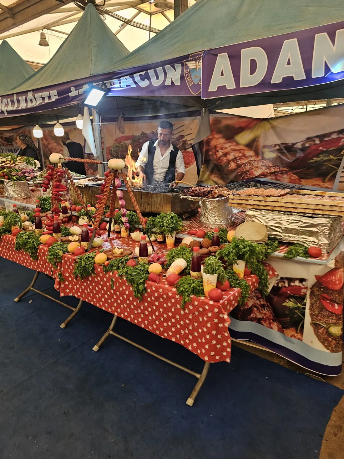 Bostanlı Pazarı (Bostanlı Wednesday Market), Izmir