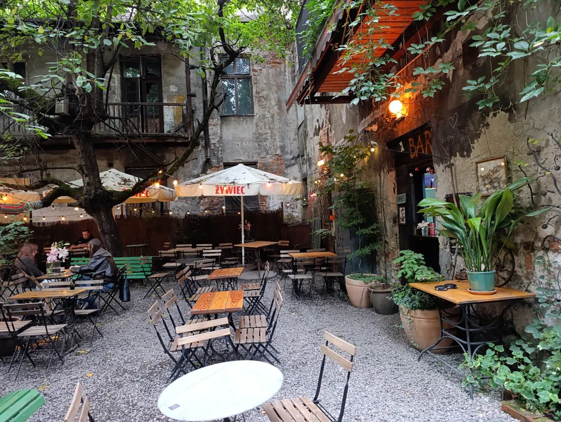 Eszeweria, Krakow