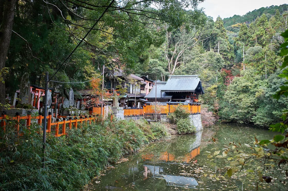 Shin-ike Pond (Kodama-ga-ike) and Kumataka-sha, Kyoto
