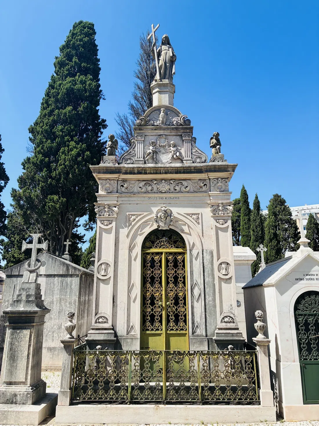 Cemitério dos Prazeres, Lisbon