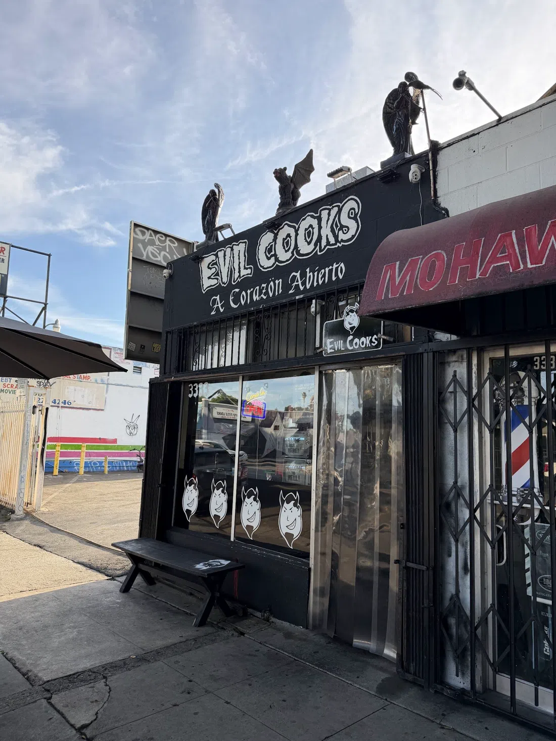 Evil Cooks, Los Angeles