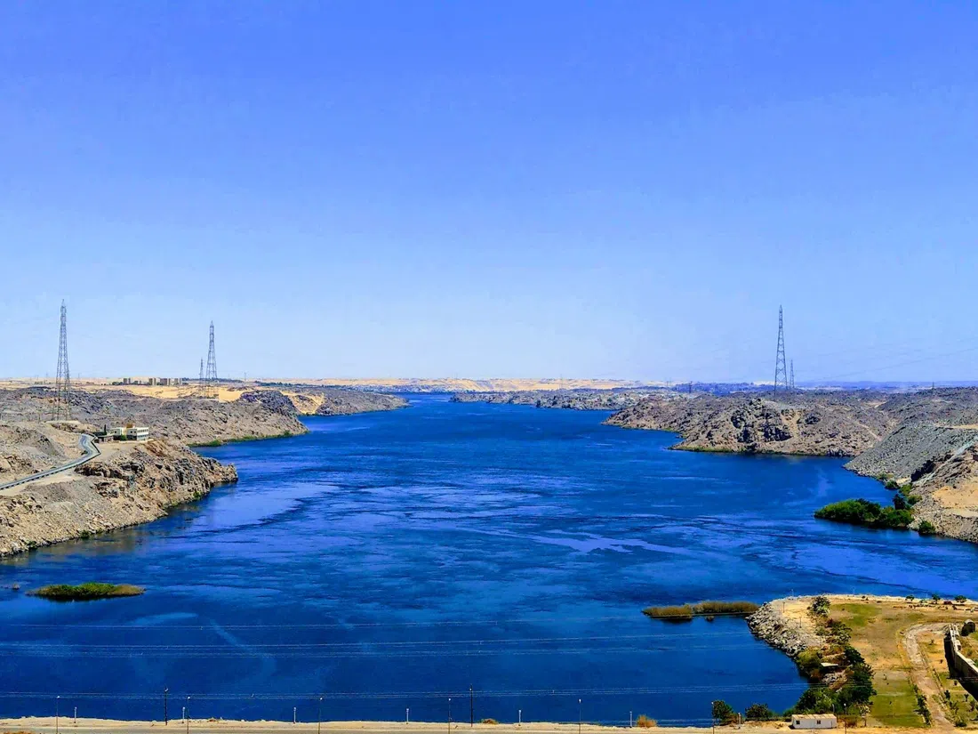 Aswan High Dam, Luxor