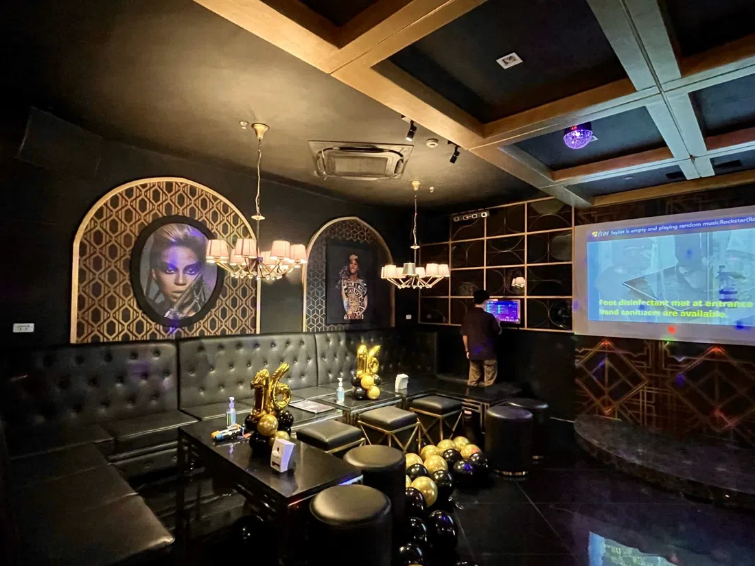 Rockstar KTV (Glorietta, Makati), Manila