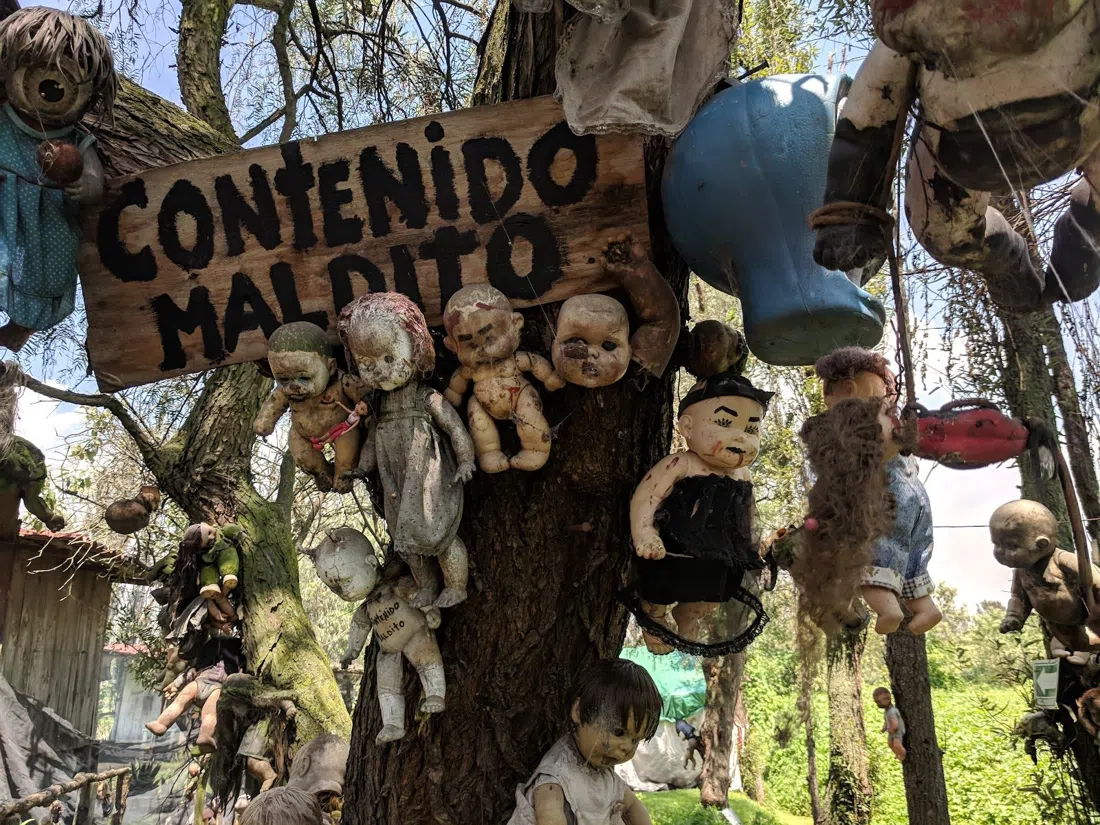 Isla de las Munecas (via Trajitours), Mexico City