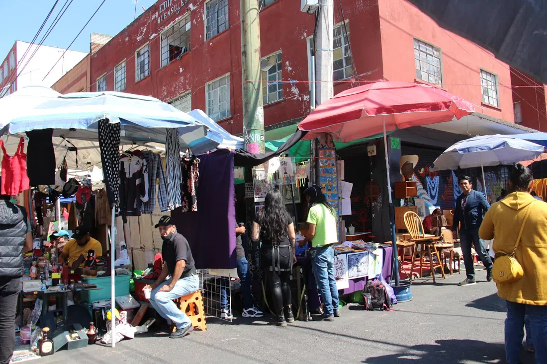 Tianguis de La Lagunilla (Sunday Antiques Market), Mexico City