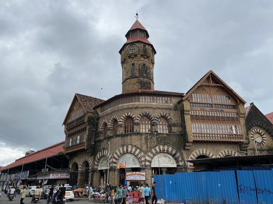Mahatma Jyotiba Phule Mandai (Crawford Market), Mumbai