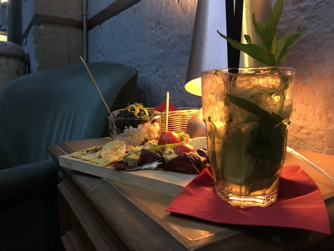 Kestè, Naples