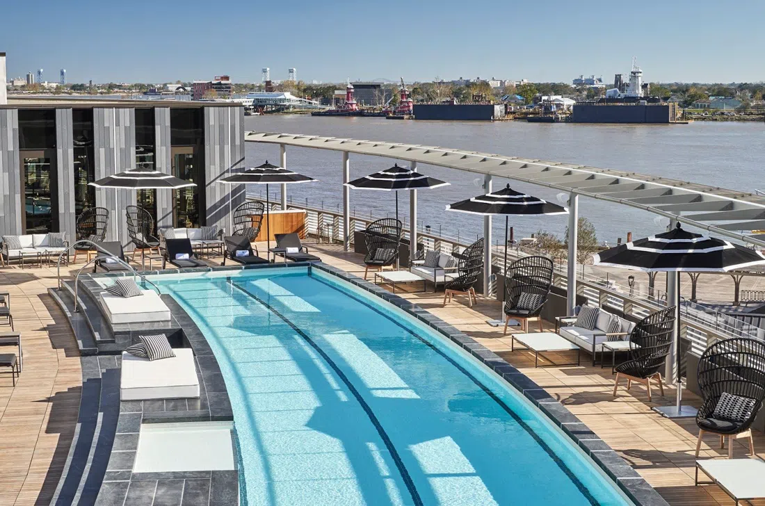 Four Seasons New Orleans — Oysters Take Flight, New Orleans