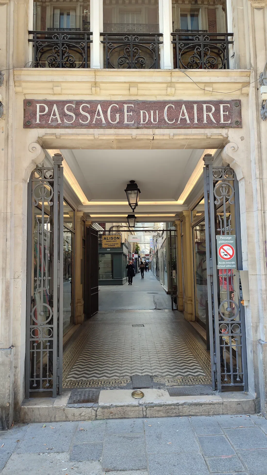 Passage du Caire, Paris