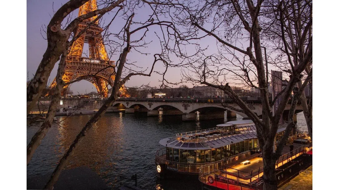 Ducasse sur Seine, Paris