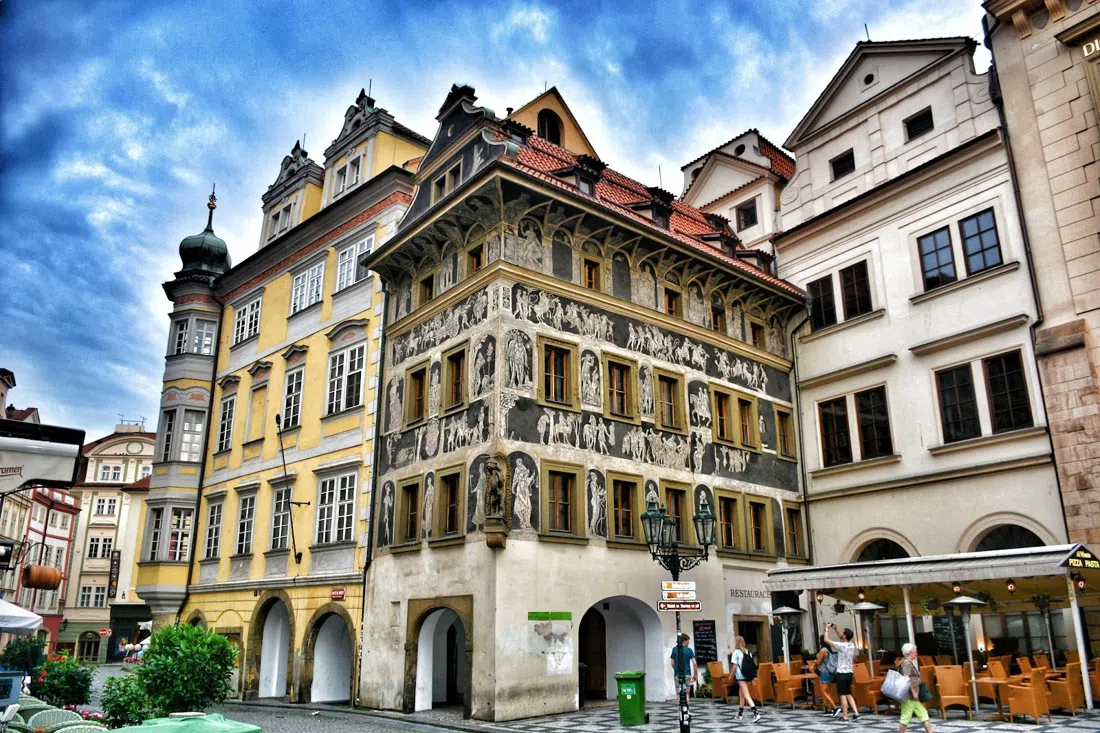 House at the Minute (Dům U Minuty), Prague