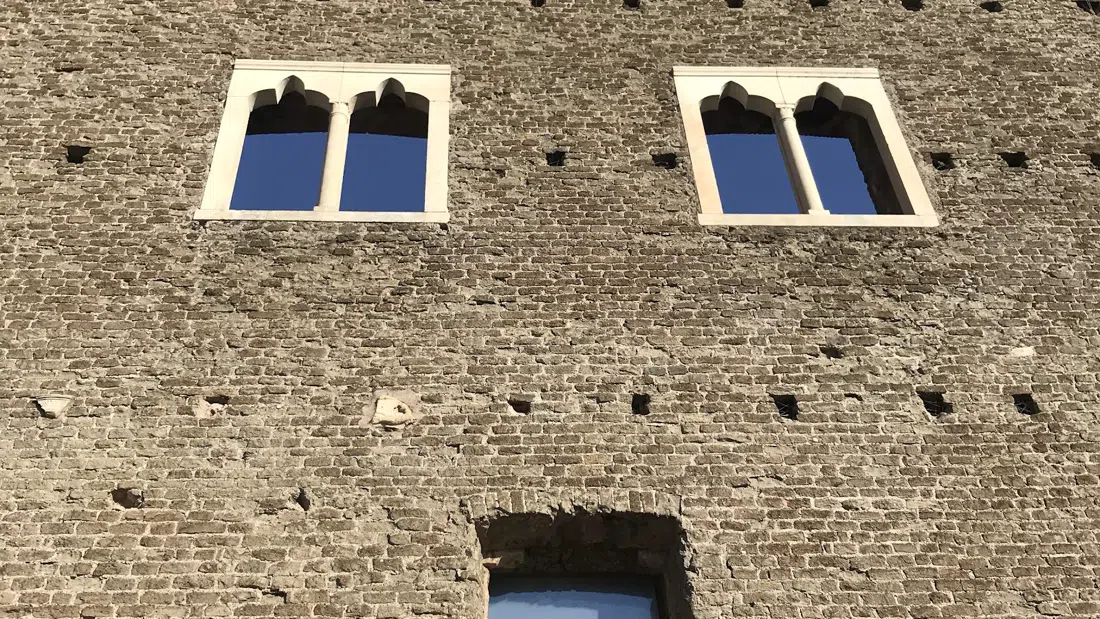 Mausoleo di Cecilia Metella e Castrum Caetani, Rome