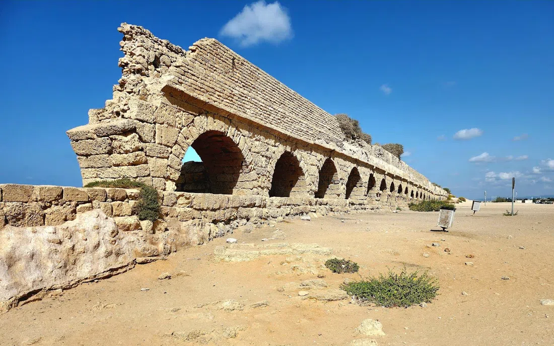Caesarea Aqueduct Beach (Hof HaAmot), Tel Aviv