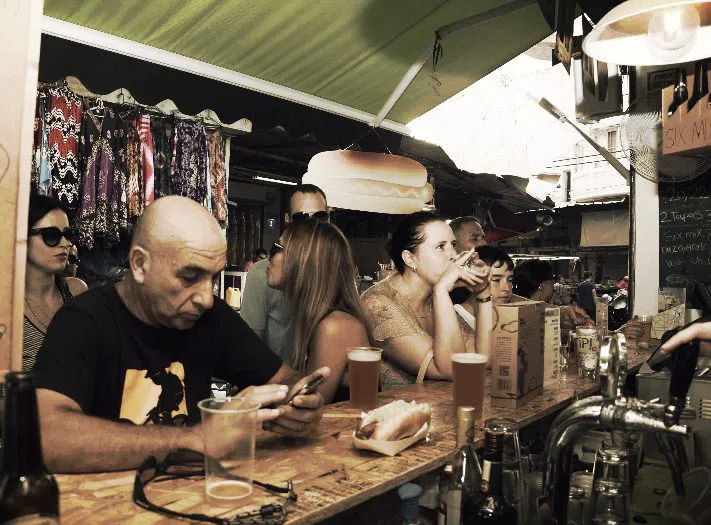 Beer Bazaar Carmel Market, Tel Aviv