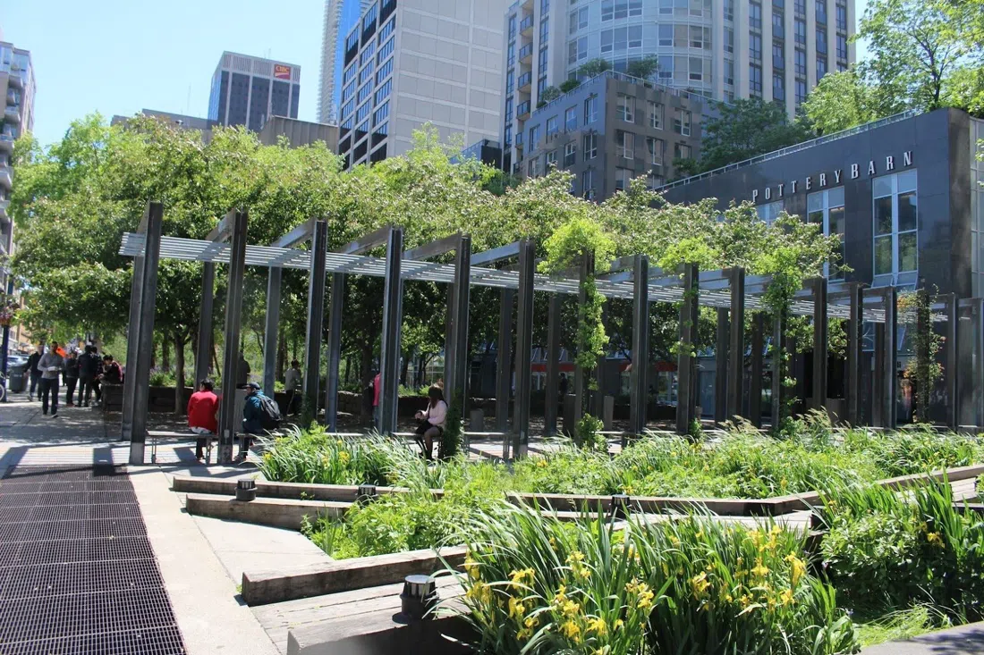 Village of Yorkville Park, Toronto