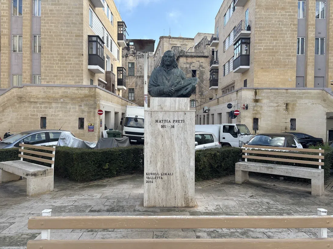Misraħ Mattia Preti (Mattia Preti Square) & the Manderaggio housing blocks, Valletta