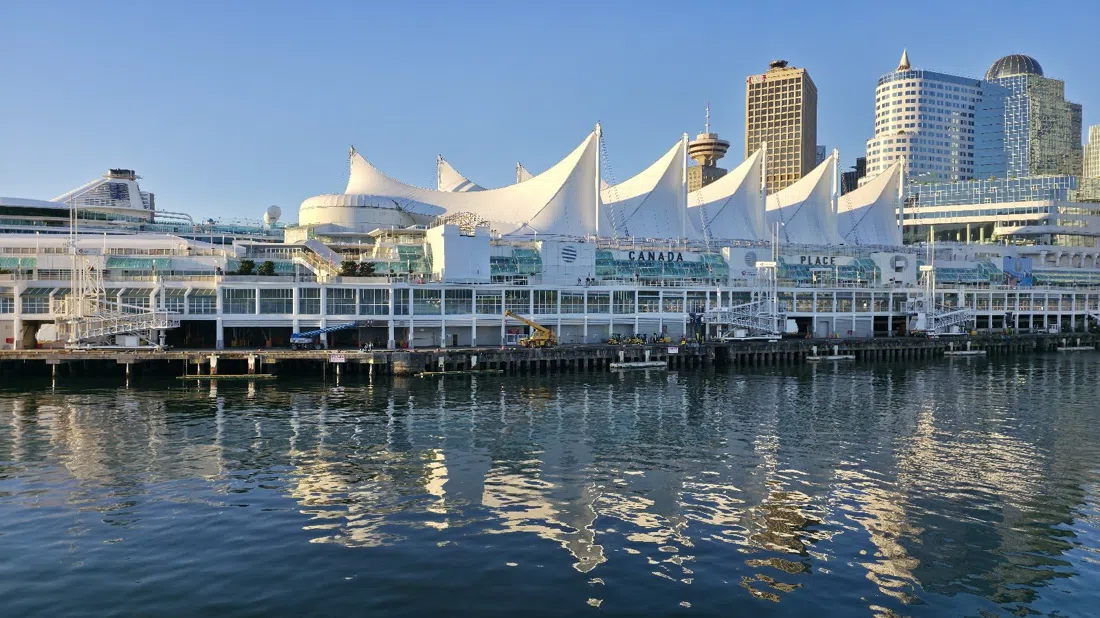 Canada Place Promenade & the Canadian Trail, Vancouver