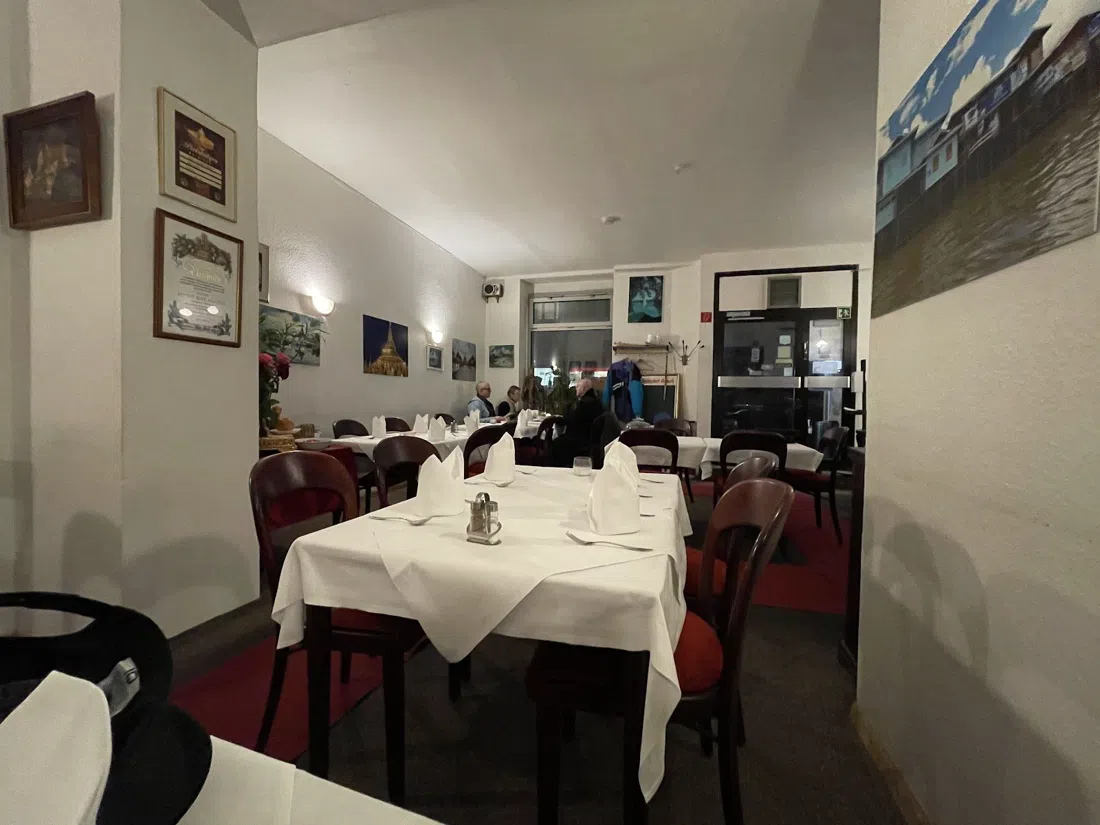 Mandalay, Cologne
