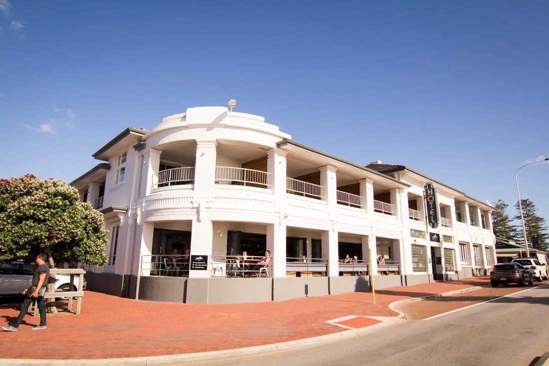 Cottesloe Beach Hotel, Perth